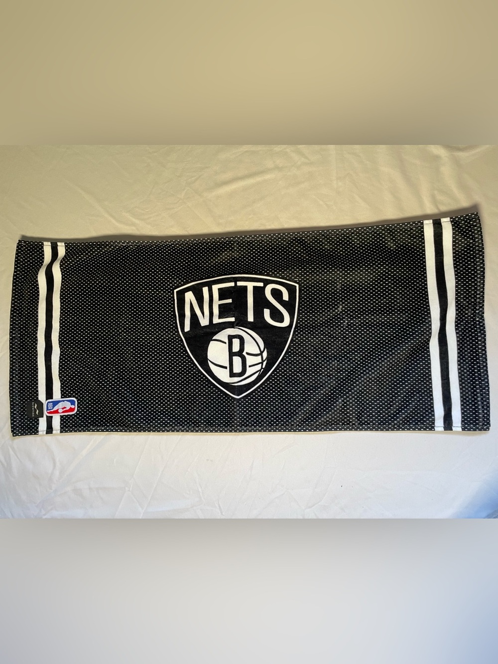Slowtide Fitness Towel Brooklyn Nets NBA Official Licensed NWOT